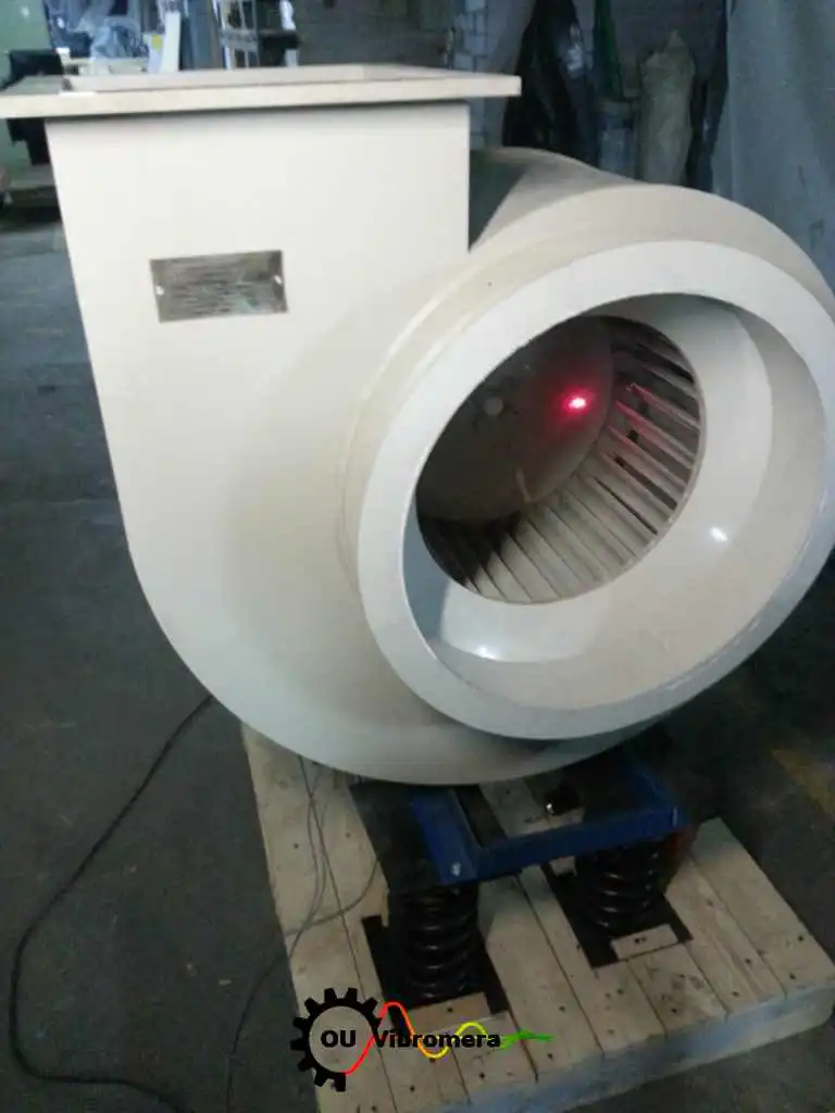 Axial fan rotor being balanced in-situ at operating speed inside the duct