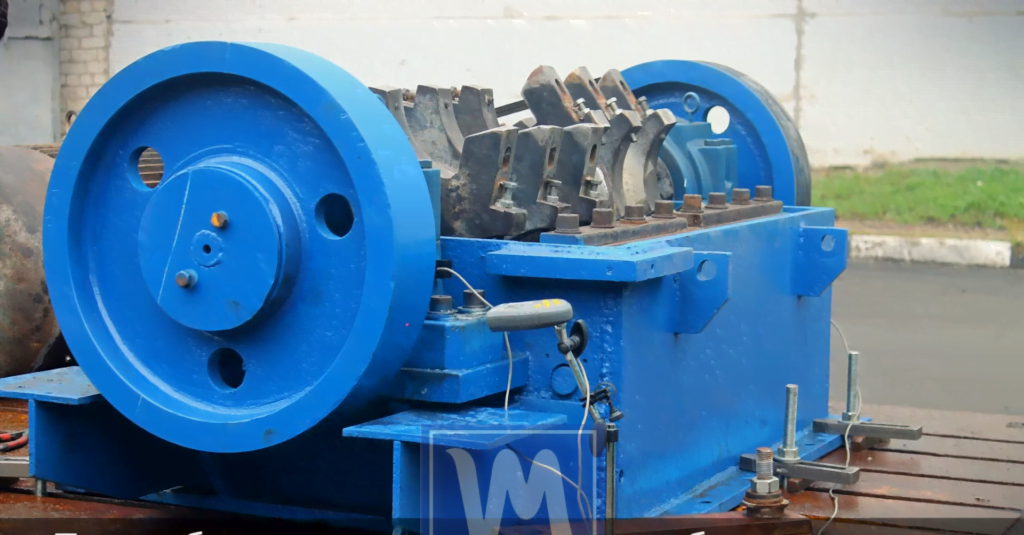 Crusher balancing using Balanset-1A portable analyzer