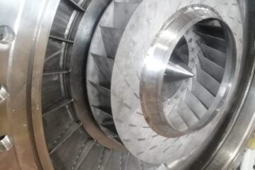 a two-plane dynamic balancing process for an industrial radial fan. The procedure aims to eliminate vibration and imbalance in the fan's impeller. Balanset-1 Vibromera