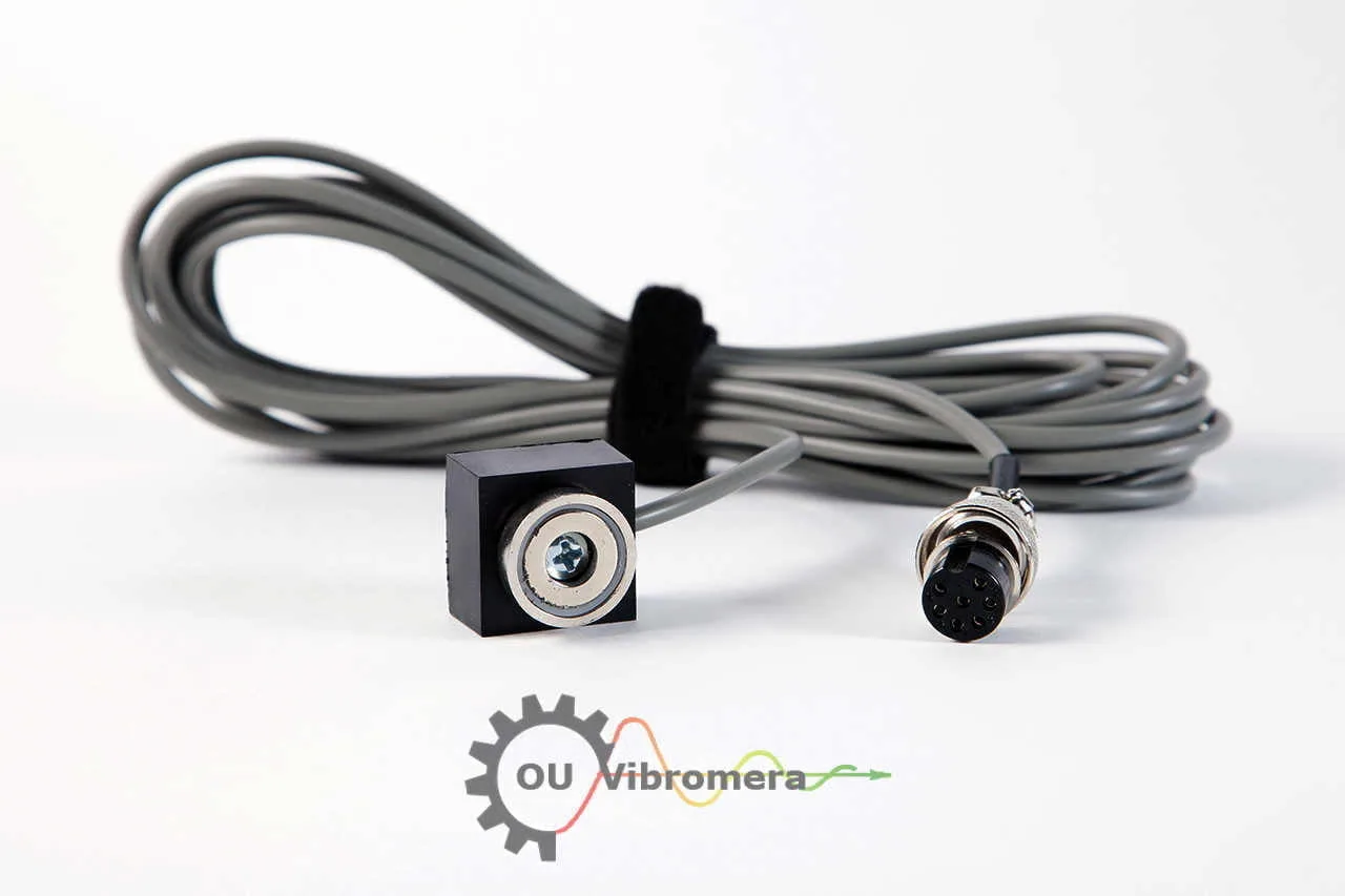 Vibration Sensor with Magnetic Base