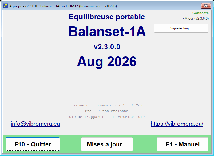 La fenêtre About listant la version du programme, la version de firmware de l'appareil, l'état de calibration, le Device UID et la date de compilation